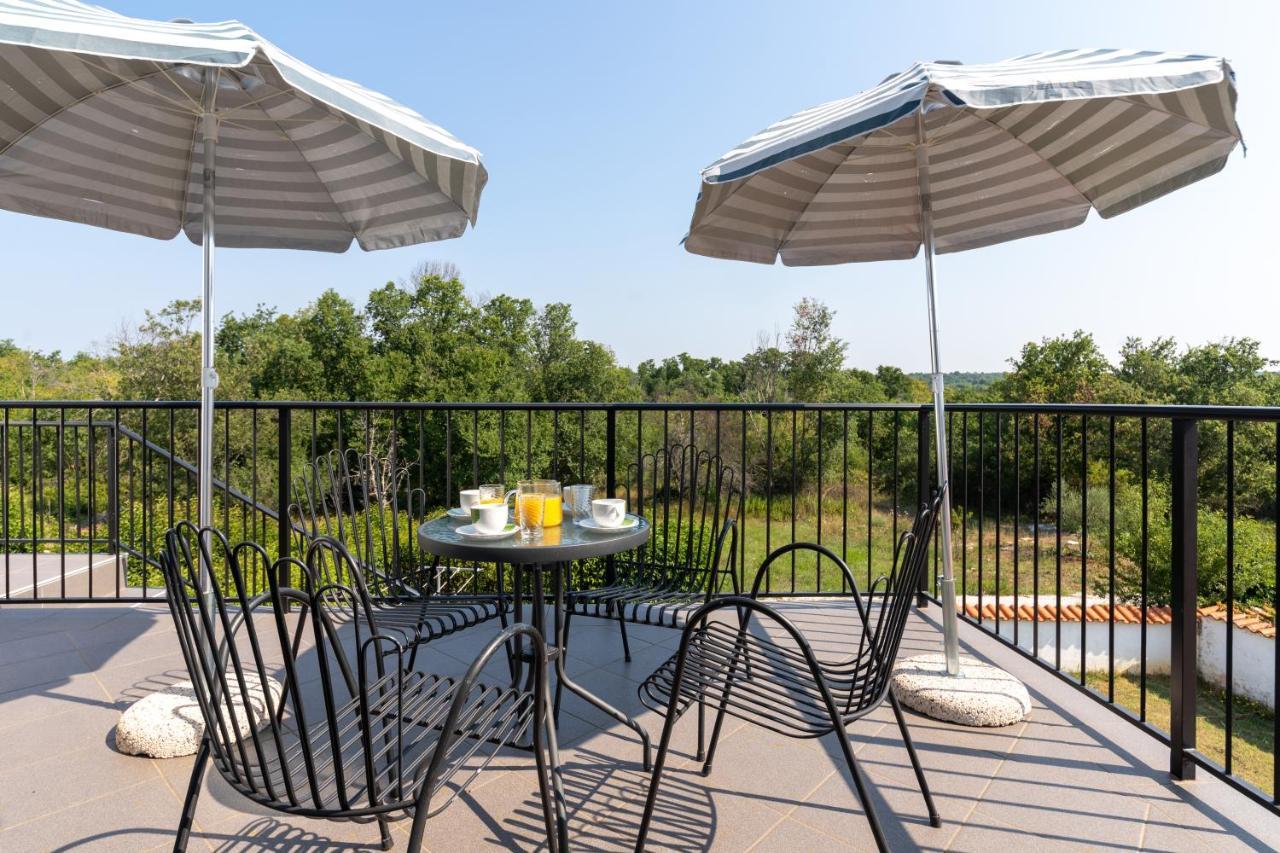 Apartments Oliva 포레치 외부 사진