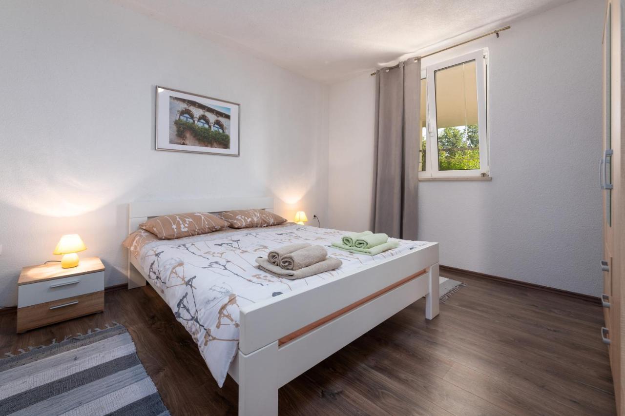 Apartments Oliva 포레치 외부 사진