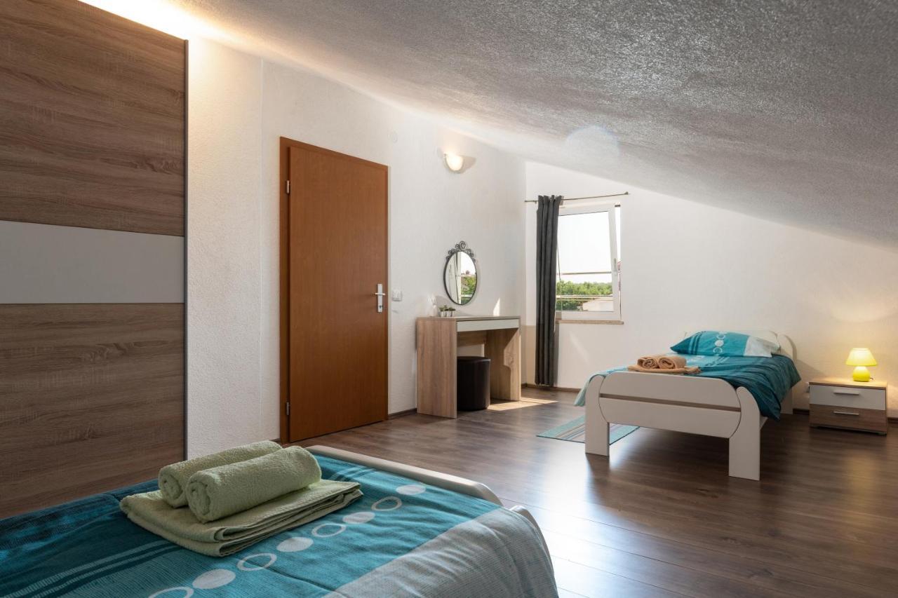 Apartments Oliva 포레치 외부 사진