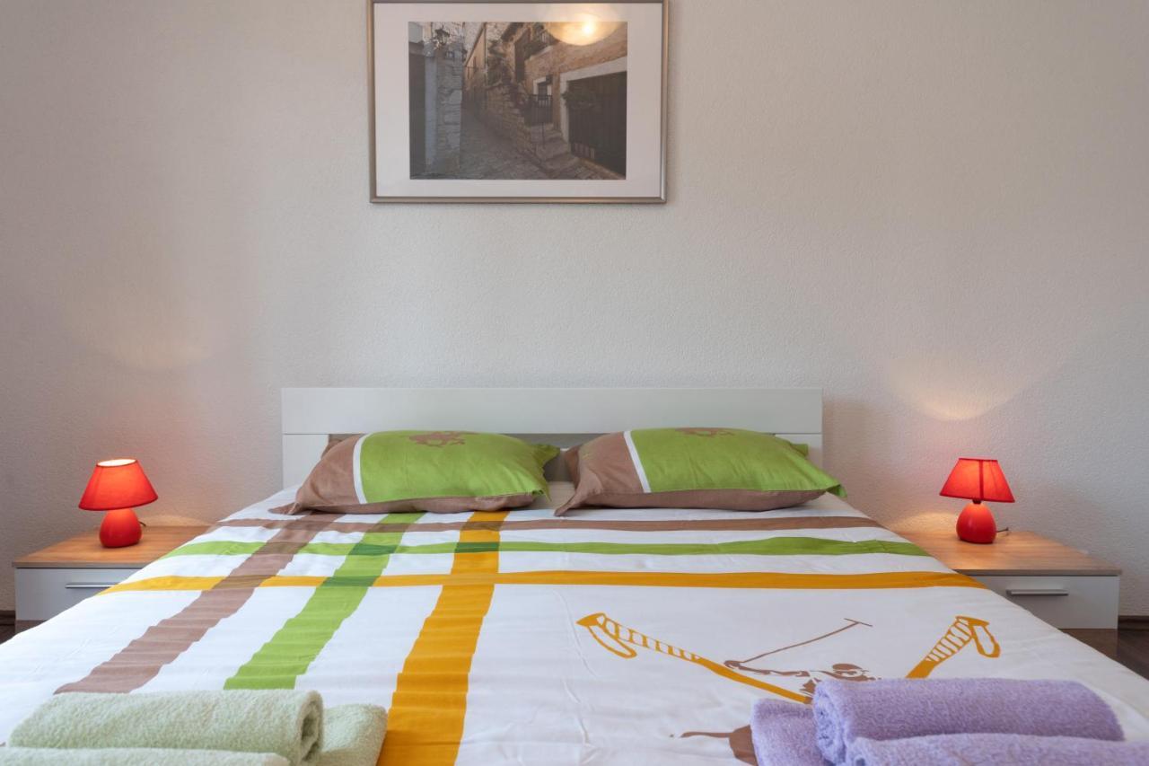 Apartments Oliva 포레치 외부 사진