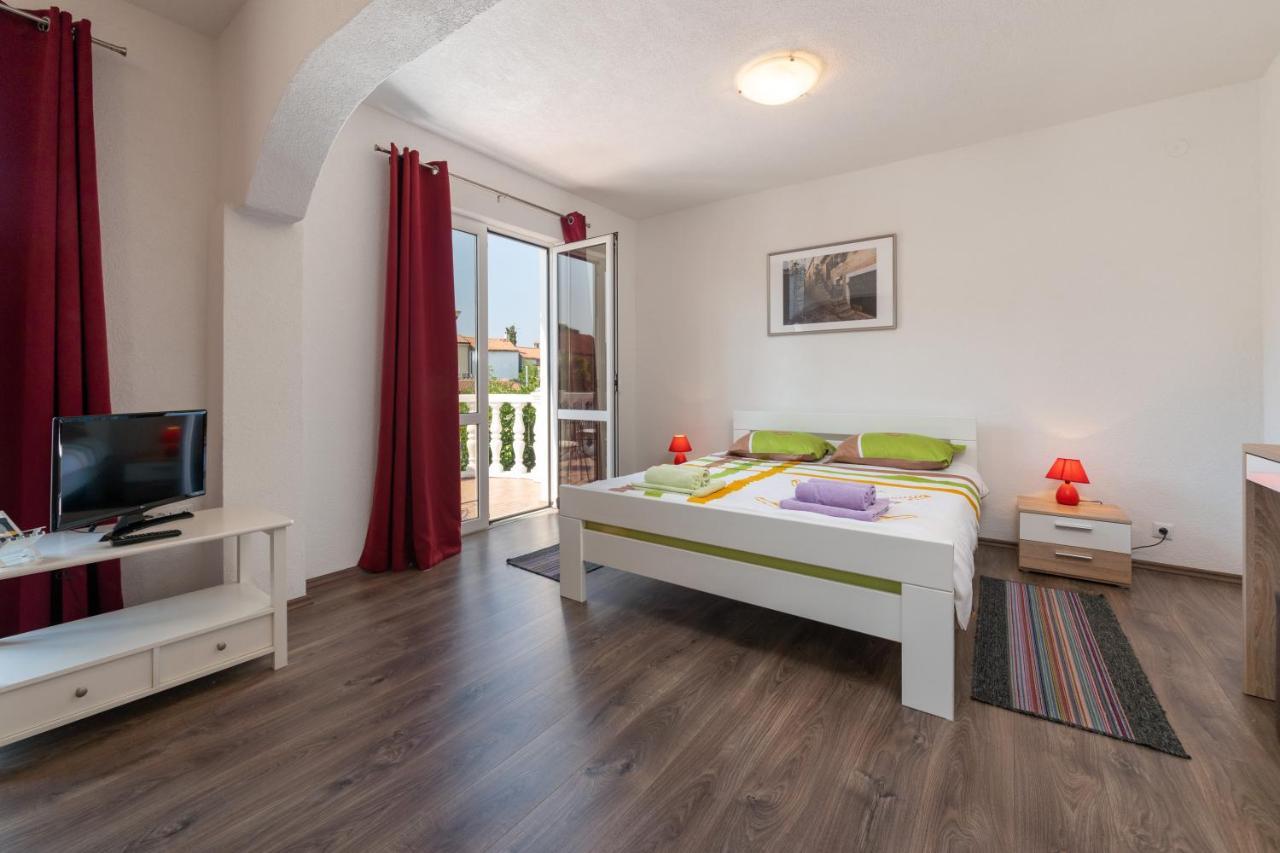 Apartments Oliva 포레치 외부 사진